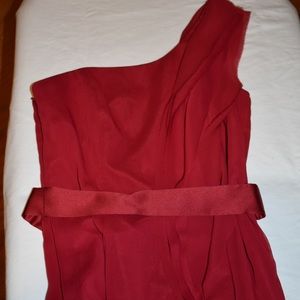 WHITE by Vera Wang formal one shoulder gown